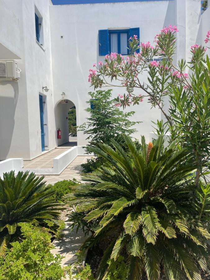 Eleni Apartments Adamantas  Екстериор снимка