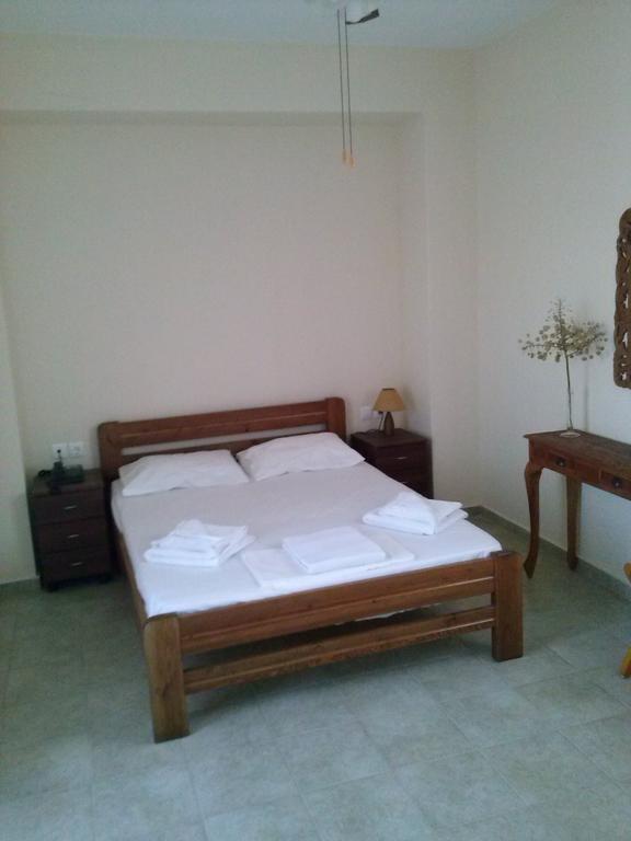Eleni Apartments Adamantas  Стая снимка