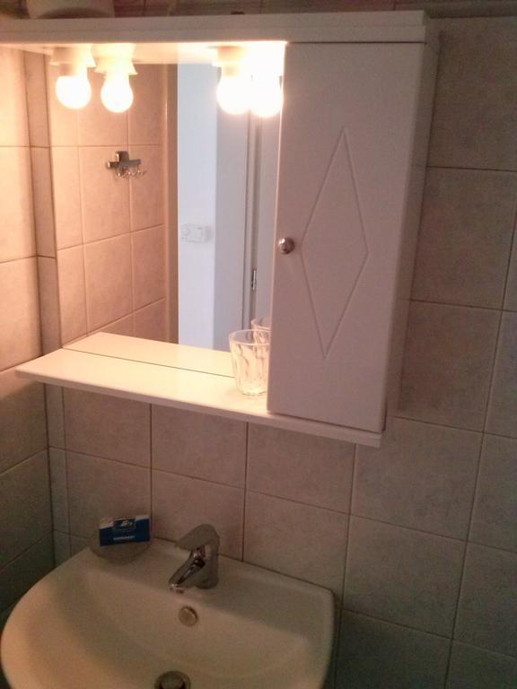 Eleni Apartments Adamantas  Стая снимка